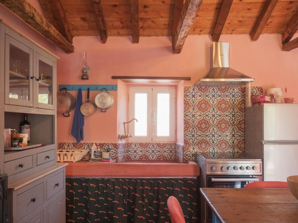 Vintage Stone-Built Country Cottage In Richea Kouloureika Exterior photo